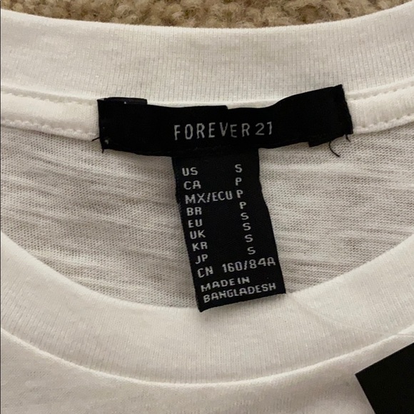 forever 21 tee - Picture 2 of 3